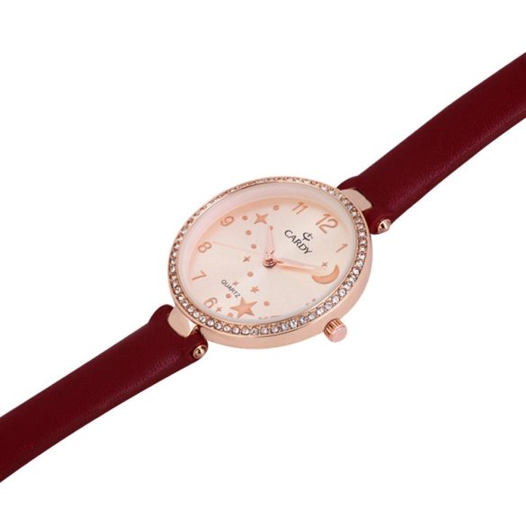 Cardy női karóra, rózsaarany színű fémtok, bordó szíj, rózsaarany színű számlap, quartz szerkezet, cseppmentes vízállóság