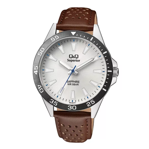 Q&Q férfi karóra, quartz, ezüst színű acél tok, ezüst színű számlap, barna színű bőrszíj, (Superior), zafír üveges, S08A-007PY
