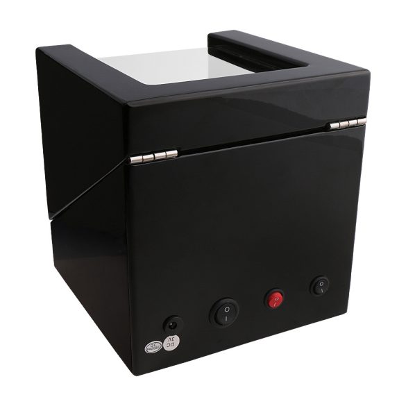 Óraforgató doboz, 2 db karórához, kívül fekete színű festett fényes fa felület, belül fekete színű textil