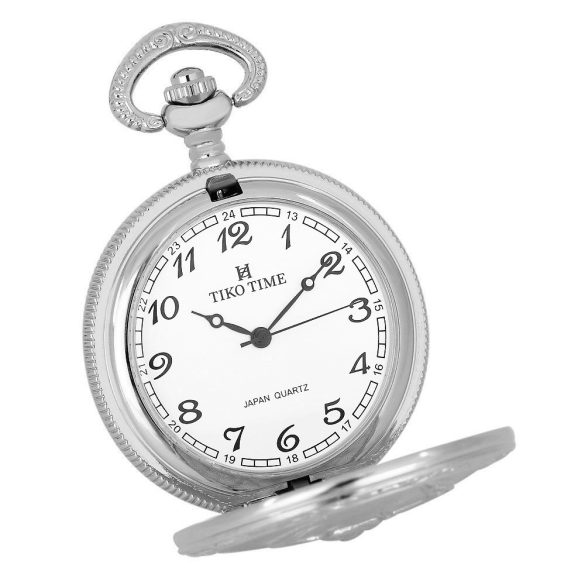 Tiko Time zsebóra, szarvas mintás ezüst színű tok, fehér / arab számos számlap